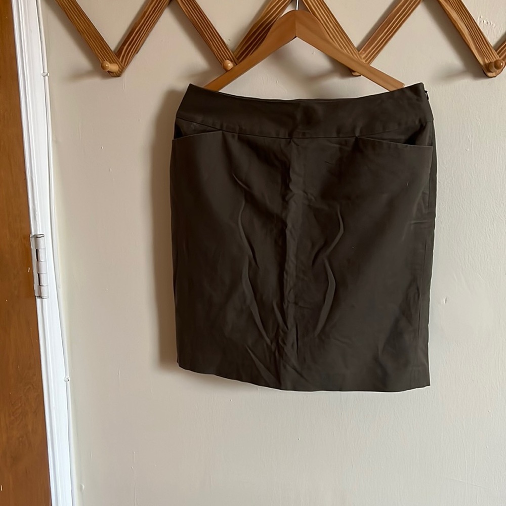 Halogen pencil skirt with pockets